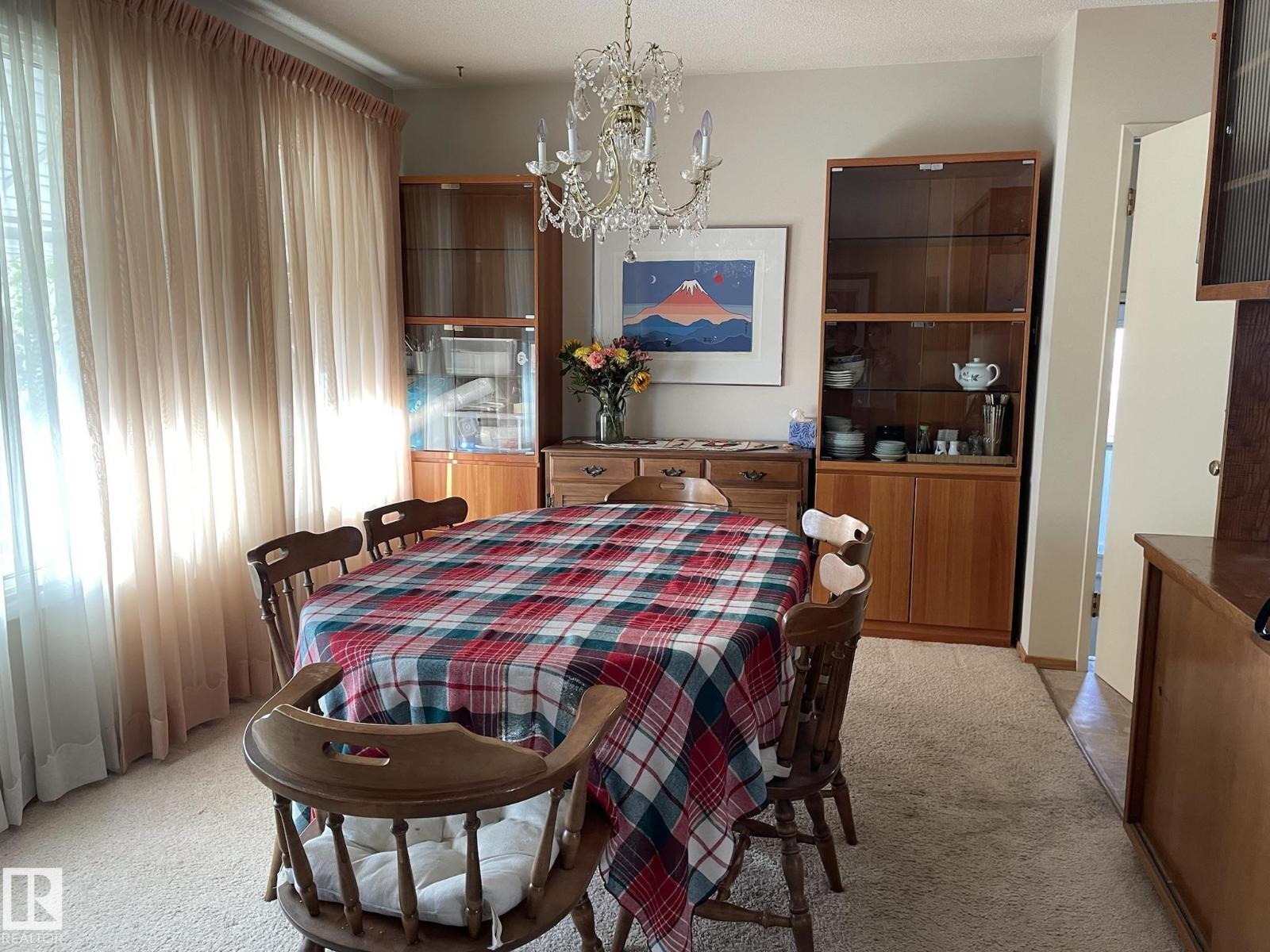 4327 114a St Nw, Edmonton, Alberta  T6J 1N6 - Photo 4 - E4464272