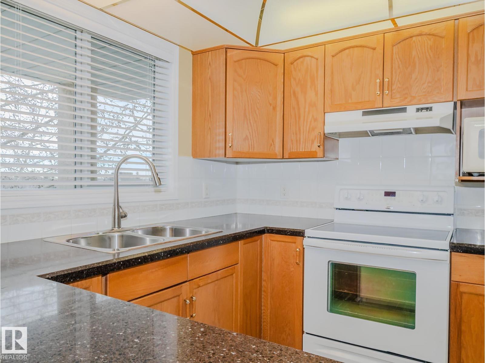 #303 69 Crystal Ln, Sherwood Park, Alberta  T8E 4E9 - Photo 14 - E4464275