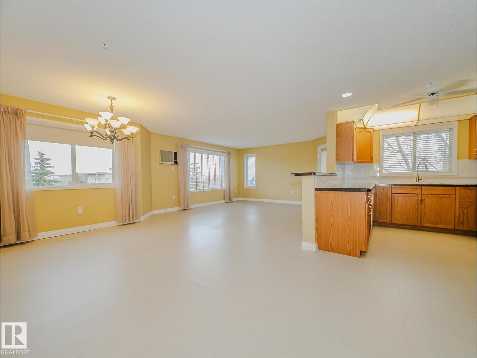 #303 69 Crystal Ln, Sherwood Park, Alberta  T8E 4E9 - Photo 12 - E4464275