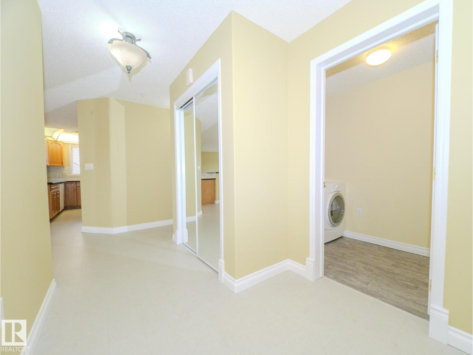 #303 69 Crystal Ln, Sherwood Park, Alberta  T8E 4E9 - Photo 4 - E4464275