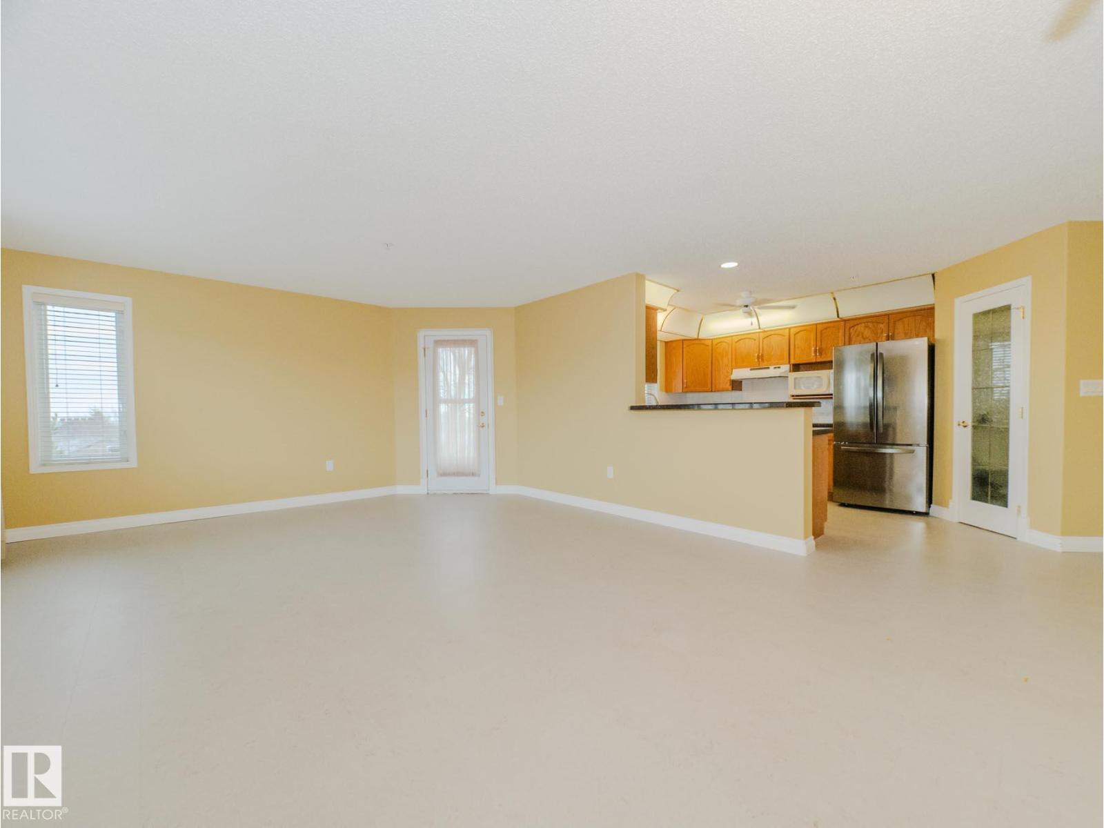 #303 69 Crystal Ln, Sherwood Park, Alberta  T8E 4E9 - Photo 7 - E4464275