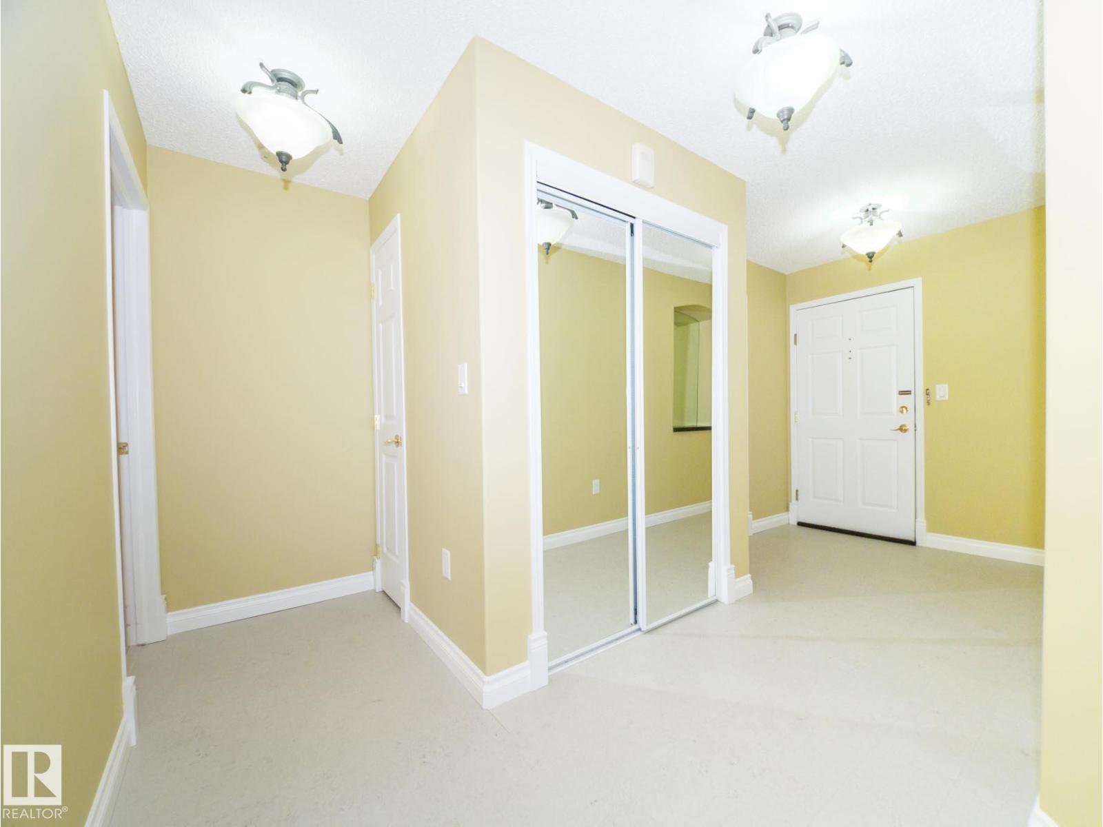 #303 69 Crystal Ln, Sherwood Park, Alberta  T8E 4E9 - Photo 3 - E4464275