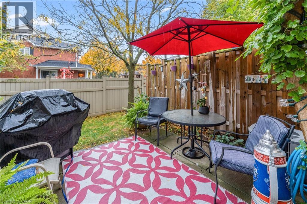 2531 Northampton Boulevard Unit# 51, Burlington, Ontario  L7M 4H5 - Photo 3 - 40784788