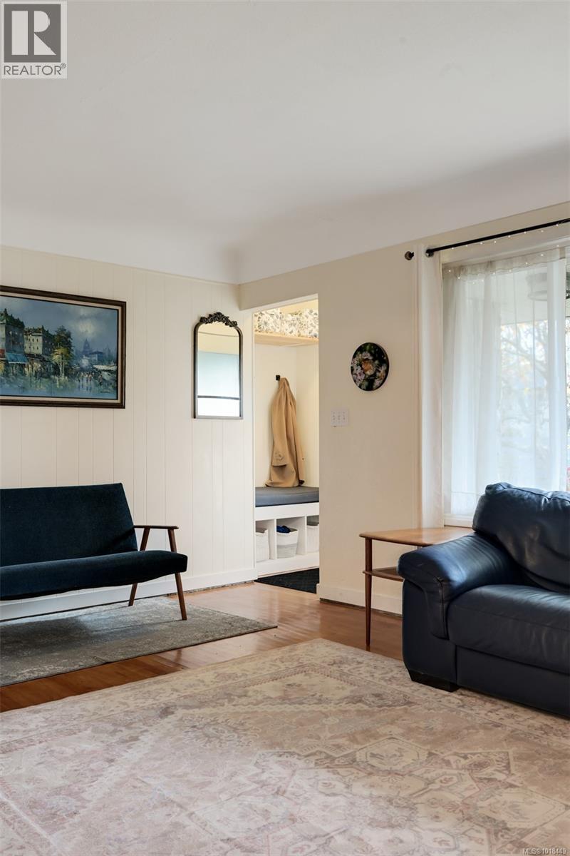 1680 Sheridan Ave, Saanich, British Columbia  V8P 3B3 - Photo 8 - 1018449