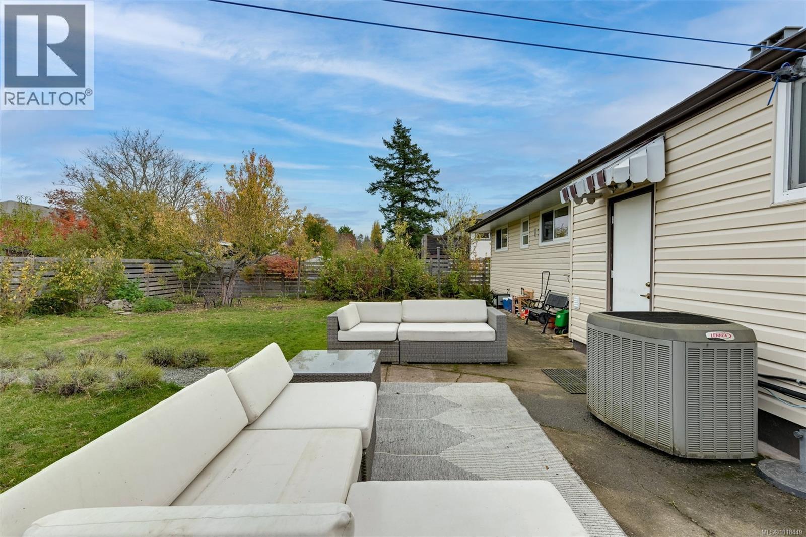 1680 Sheridan Ave, Saanich, British Columbia  V8P 3B3 - Photo 32 - 1018449