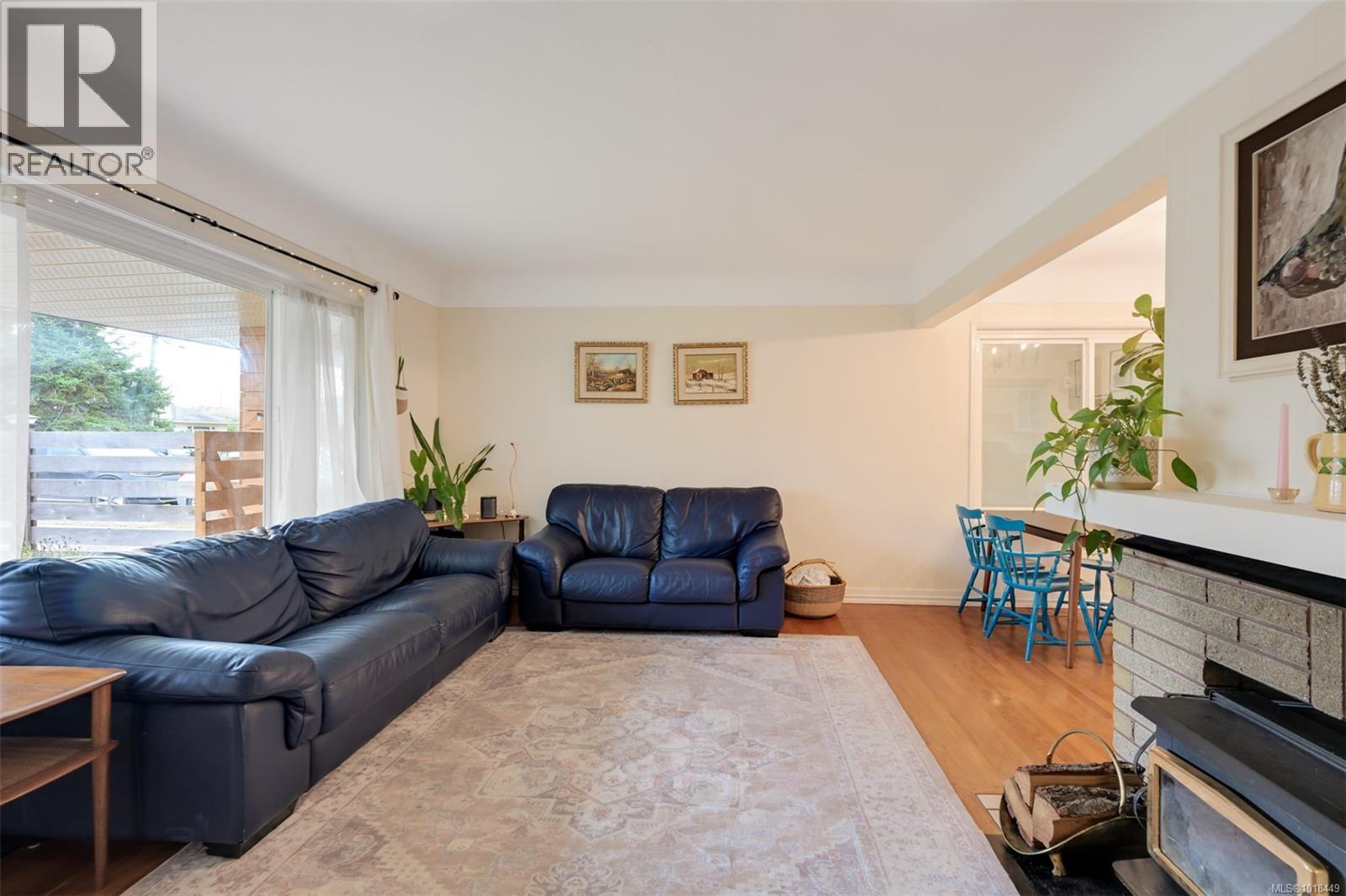 1680 Sheridan Ave, Saanich, British Columbia  V8P 3B3 - Photo 9 - 1018449