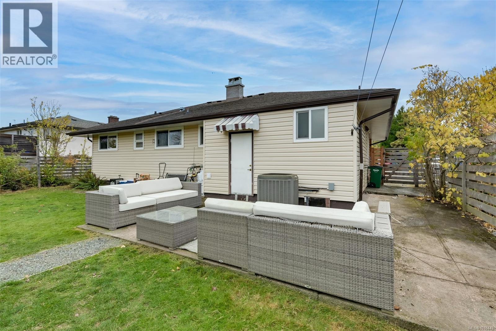 1680 Sheridan Ave, Saanich, British Columbia  V8P 3B3 - Photo 33 - 1018449