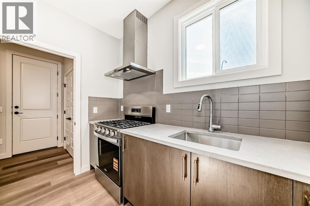 130 Saddlebred Place, Cochrane, Alberta  T4C 3E6 - Photo 5 - A2255726