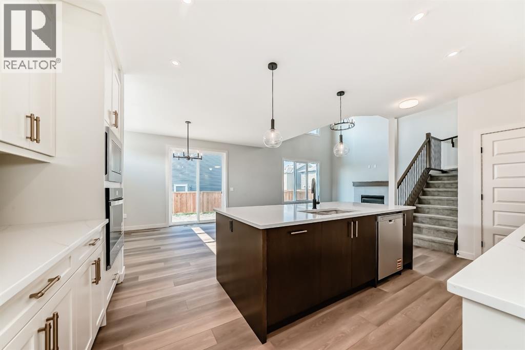 130 Saddlebred Place, Cochrane, Alberta  T4C 3E6 - Photo 8 - A2255726