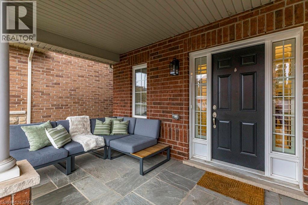 142 Painter Terrace, Waterdown, Ontario  L8B 0V5 - Photo 2 - 40784762