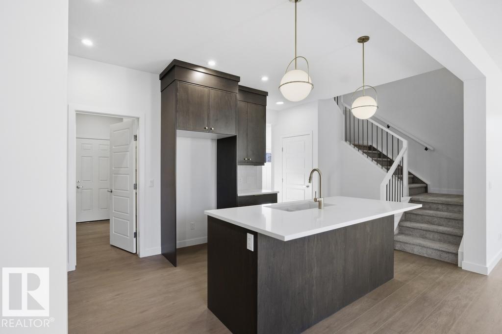 4418 Cooke Wy Sw, Edmonton, Alberta  T6W 5K6 - Photo 2 - E4464280