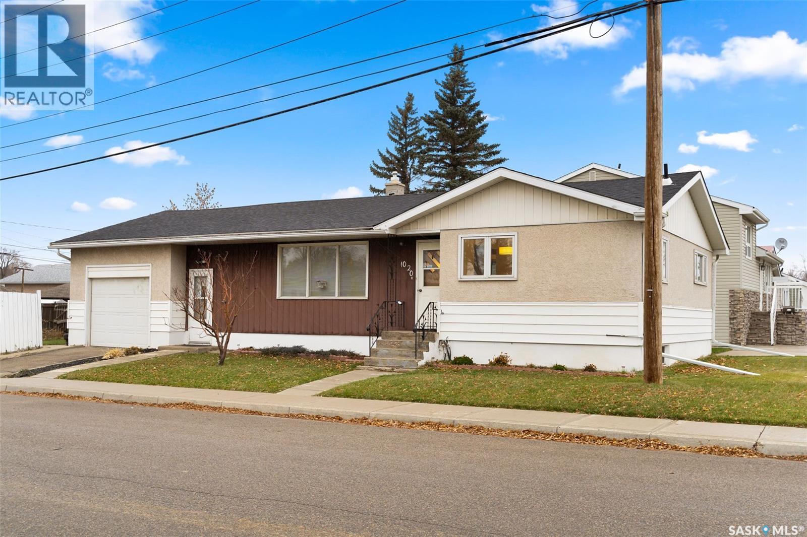 1020 9th Avenue E, Regina, Saskatchewan  S4N 0H3 - Photo 2 - SK022159