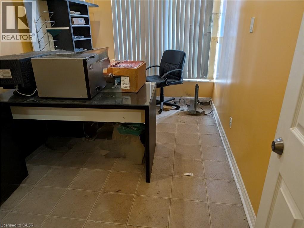 63 Silver Star Boulevard Unit# D17, Scarborough, Ontario  M1V 5E5 - Photo 4 - 40777233