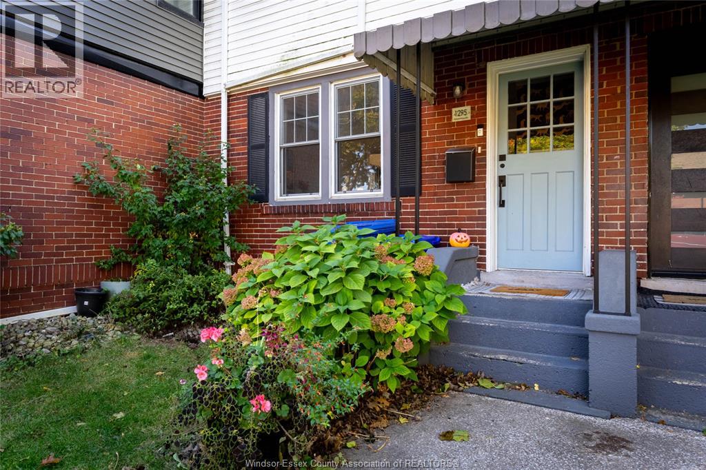 1295 Monmouth Road, Windsor, Ontario  N8Y 3M2 - Photo 3 - 25027727