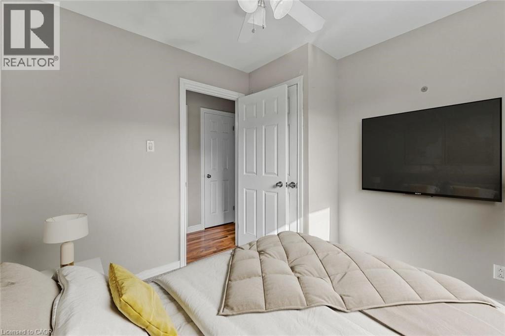 Photo 15 of 40 for 27 Locke Avenue