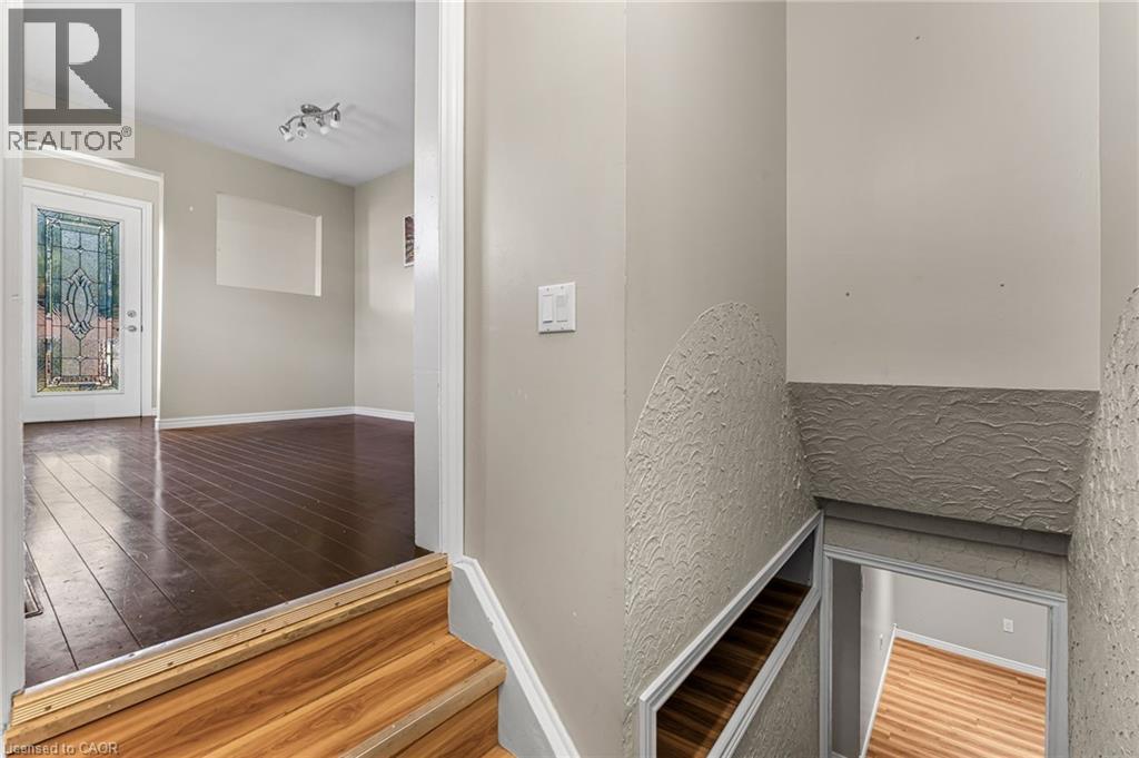 27 Locke Avenue, St. Thomas, Ontario  N5P 3X5 - Photo 21 - 40777749