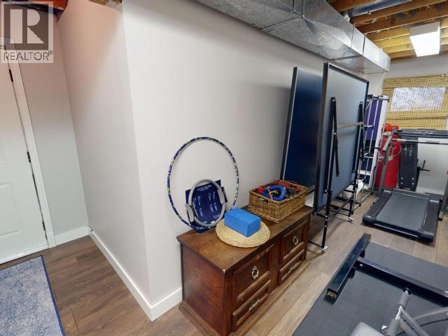 8745 Patricia Road, Powell River, British Columbia   - Photo 32 - 19450