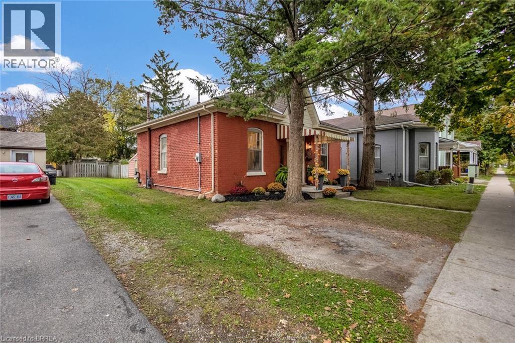 141 Alfred Street, Brantford, Ontario  N3S 5G7 - Photo 3 - 40773127