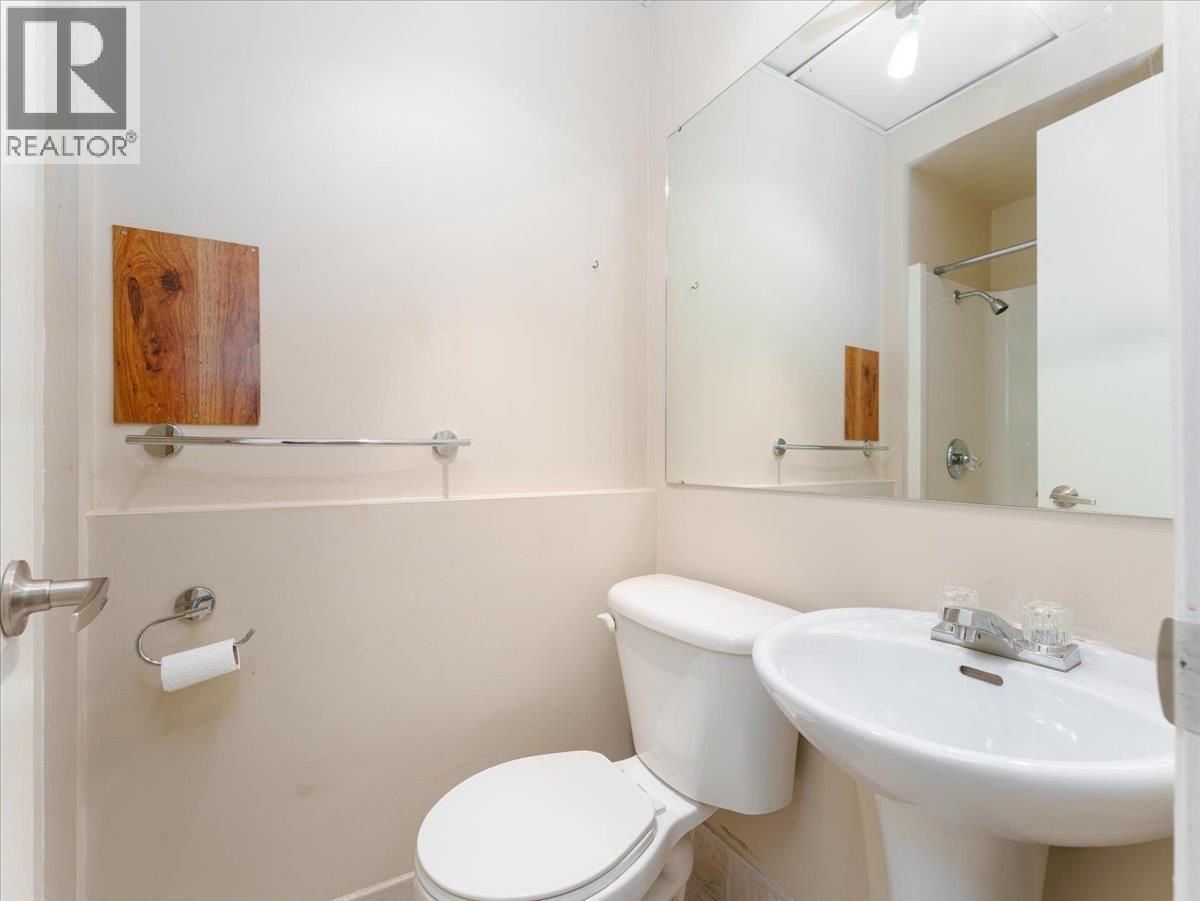 1228 Adderley Street, North Vancouver, British Columbia  V7L 1T7 - Photo 23 - R3063396