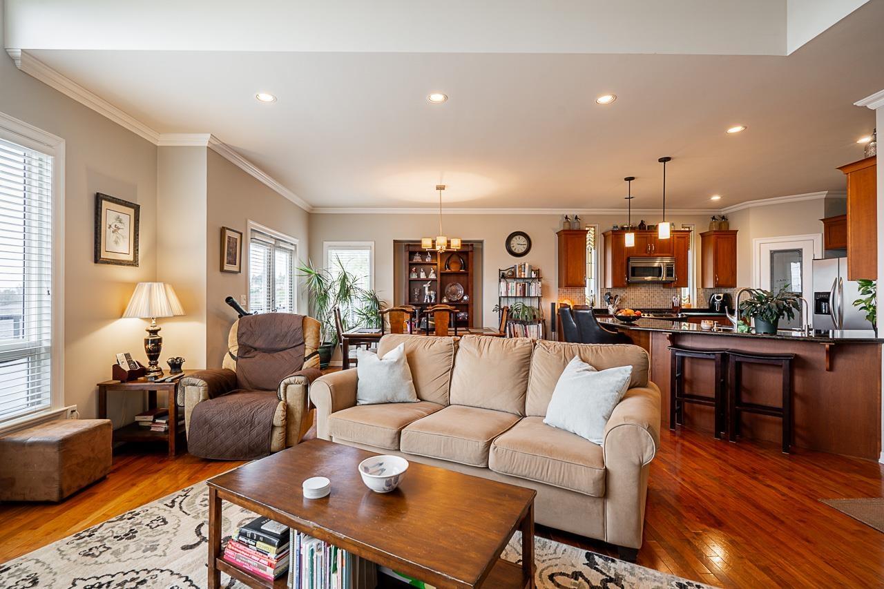 33775 Grewall Crescent, Mission, British Columbia  V2V 7B7 - Photo 8 - R3061707