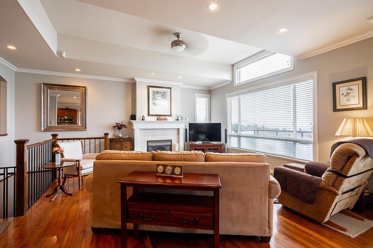 33775 Grewall Crescent, Mission, British Columbia  V2V 7B7 - Photo 5 - R3061707