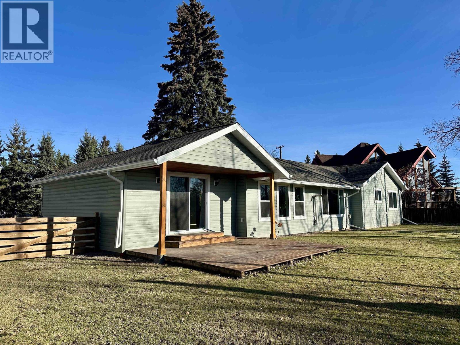 366 NORTHSIDE ROAD, Vanderhoof, British Columbia