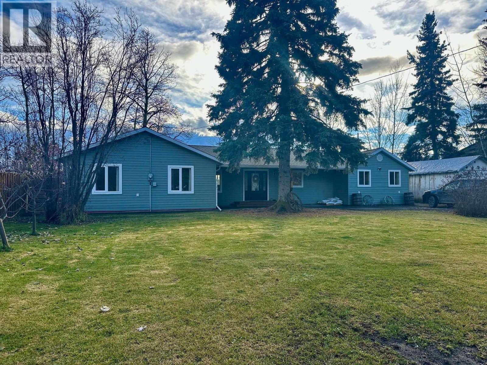 366 Northside Road, Vanderhoof, British Columbia  V0J 3A2 - Photo 9 - R3063480