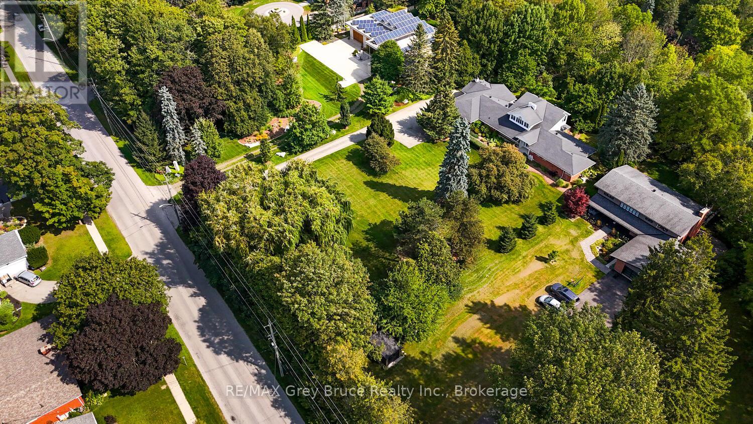 525 4th Avenue W, Owen Sound, Ontario  N4K 4V3 - Photo 39 - X12379156