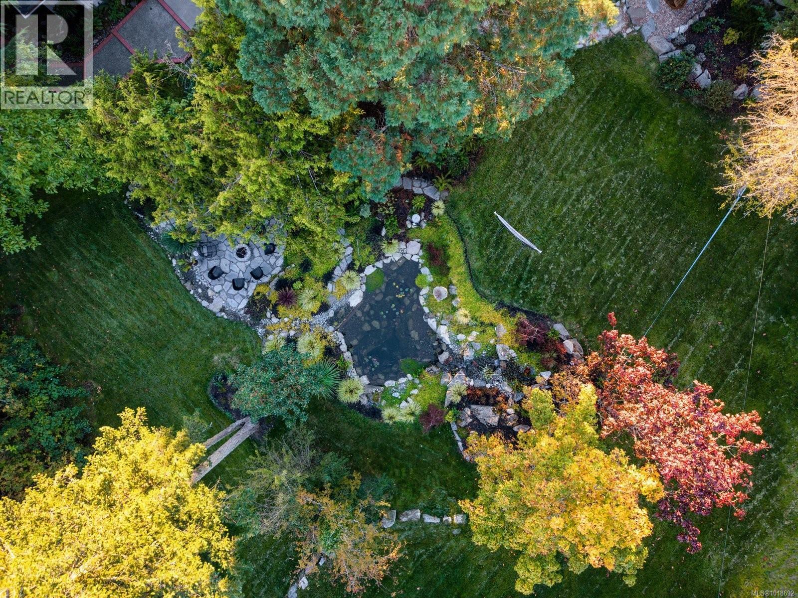 11321 Chalet Rd, North Saanich, British Columbia  V8L 5M1 - Photo 54 - 1018692