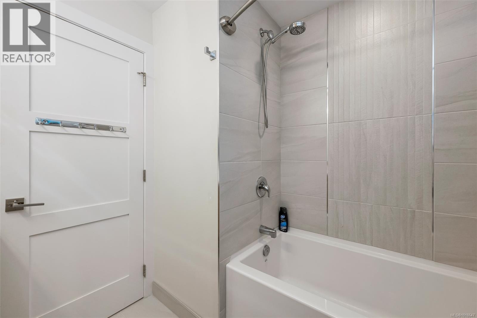 8043 Huckleberry Crt, Central Saanich, British Columbia  V8M 1K1 - Photo 24 - 1018647