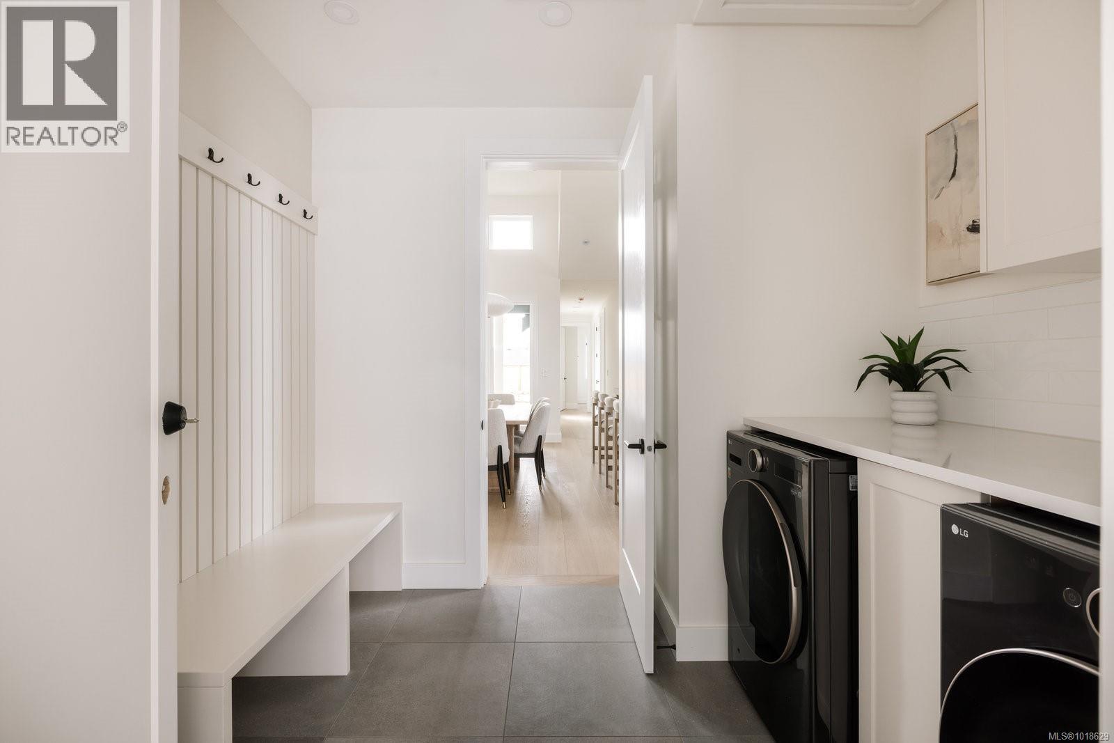 10210 Tsaykum Rd, North Saanich, British Columbia  V8L 5T6 - Photo 33 - 1018629