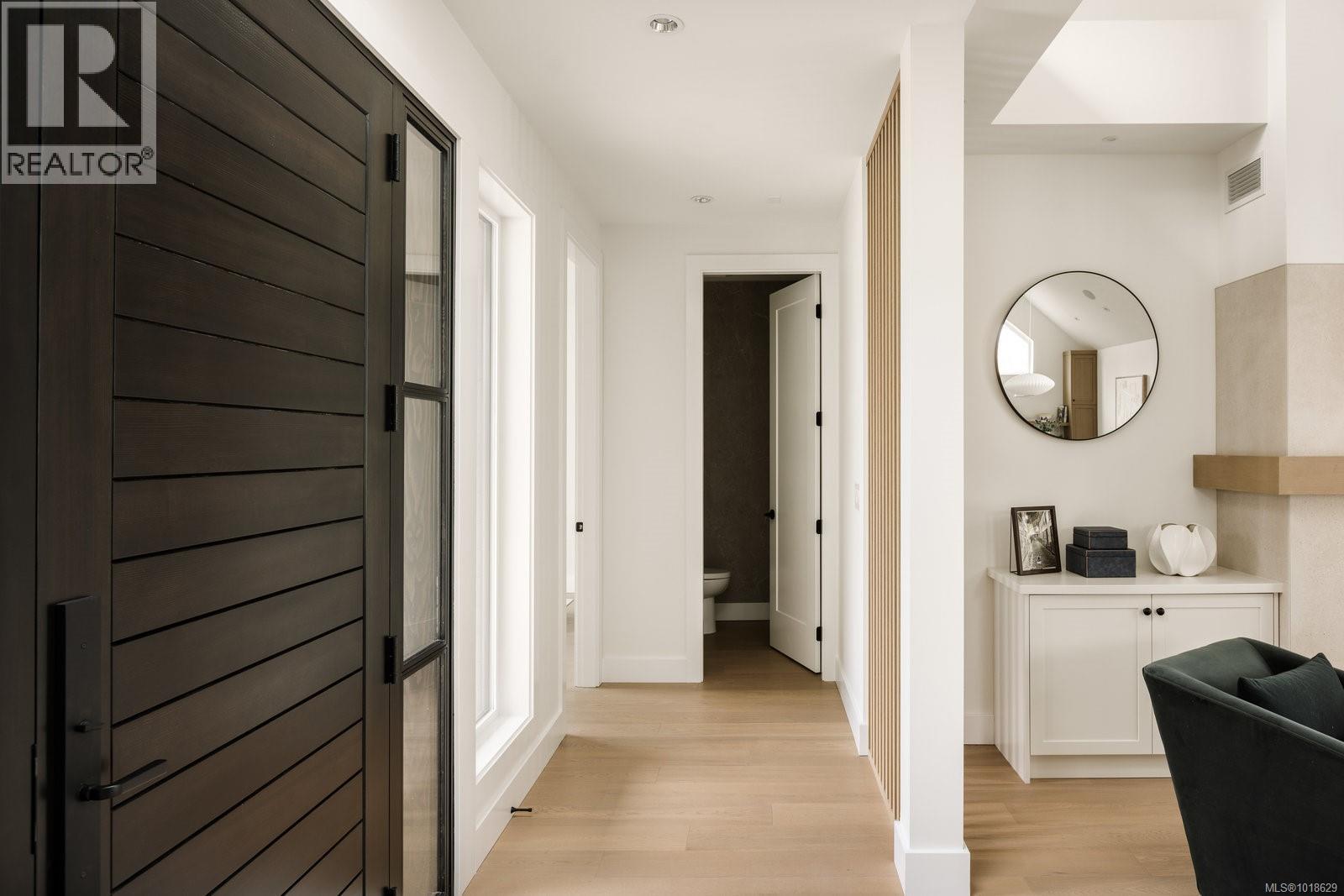 10210 Tsaykum Rd, North Saanich, British Columbia  V8L 5T6 - Photo 6 - 1018629