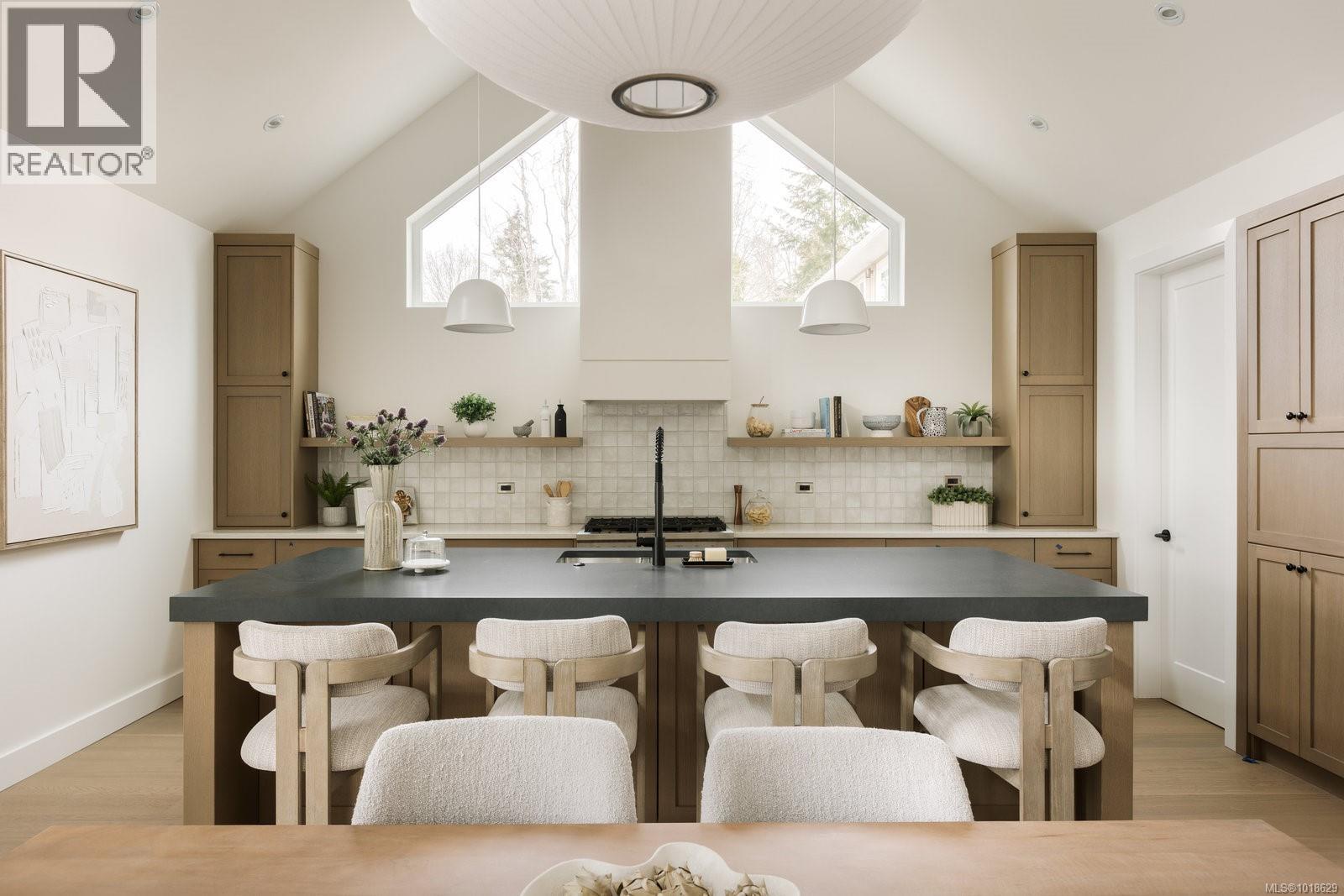 10210 Tsaykum Rd, North Saanich, British Columbia  V8L 5T6 - Photo 7 - 1018629