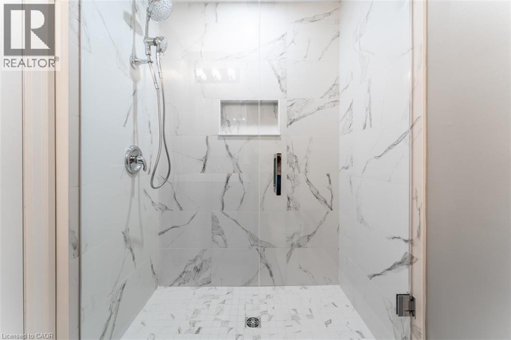 1011 White Oak Drive Unit# 2, Burlington, Ontario  L7T 2L3 - Photo 14 - 40784818