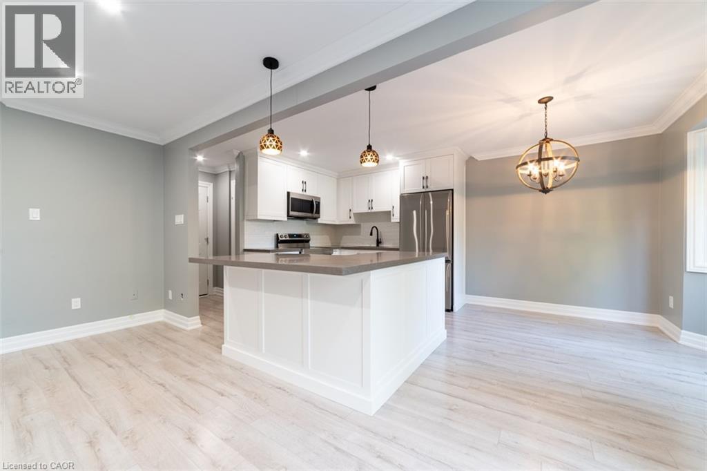 1011 White Oak Drive Unit# 2, Burlington, Ontario  L7T 2L3 - Photo 8 - 40784818