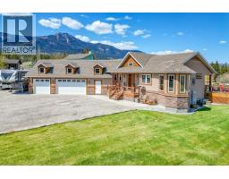 4453 Cedar Bay, fairmont hot springs, British Columbia