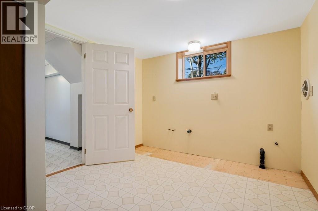 30 Leawood Drive, Grimsby, Ontario  L3M 4E2 - Photo 23 - 40769988