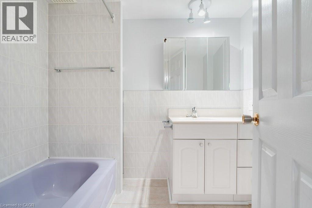 30 Leawood Drive, Grimsby, Ontario  L3M 4E2 - Photo 28 - 40769988