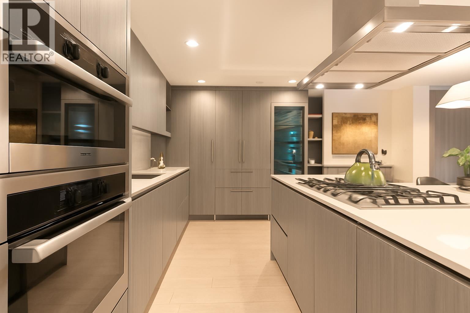 911 1768 Cook Street, Vancouver, British Columbia  V5Y 0N3 - Photo 7 - R3063327