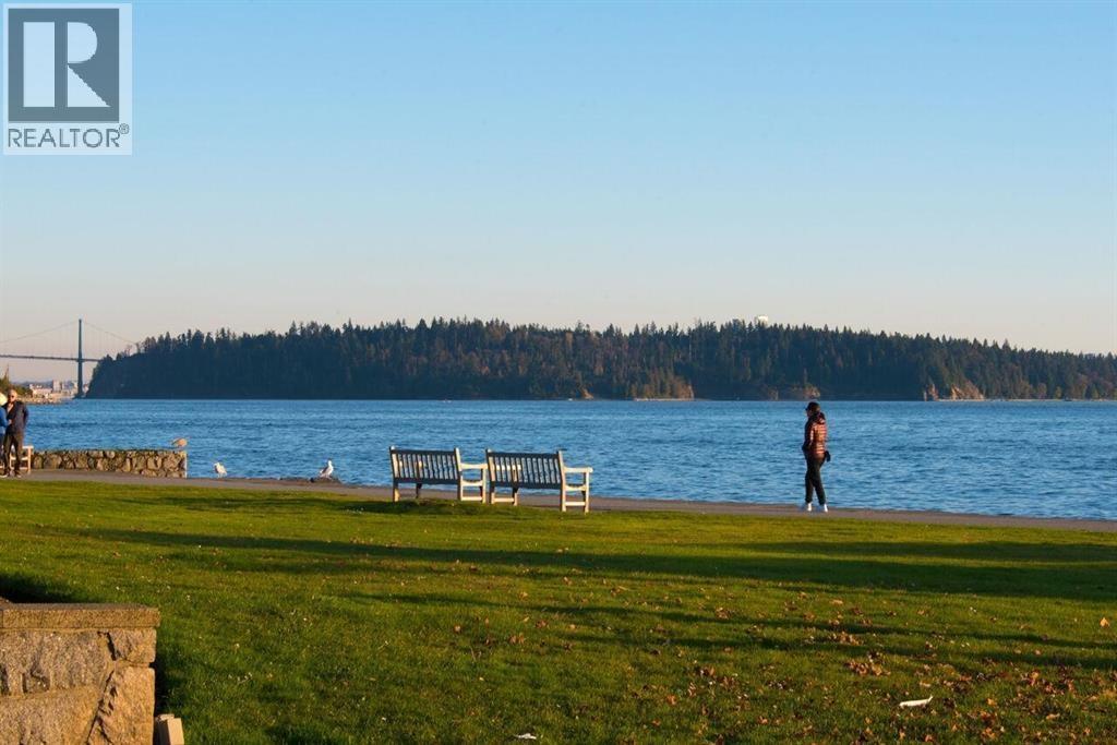 21 1180 25th Street, West Vancouver, British Columbia  V7V 0A2 - Photo 30 - R3060628