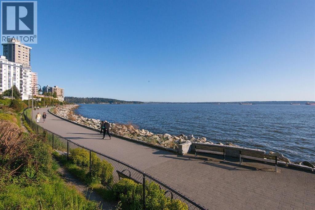 21 1180 25th Street, West Vancouver, British Columbia  V7V 0A2 - Photo 28 - R3060628