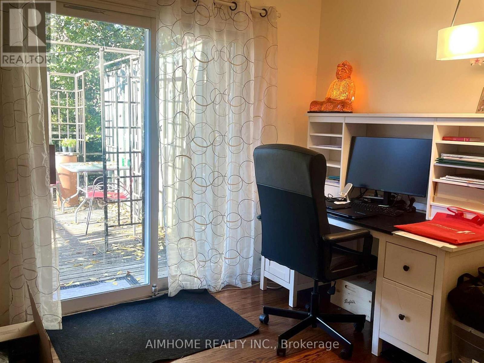 43 Plateau Crescent, Toronto, Ontario  M3C 1M9 - Photo 2 - C12472616