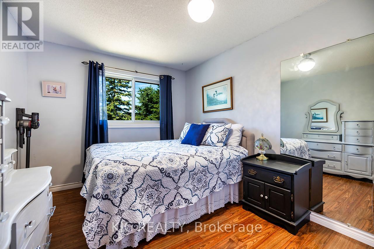 812 Frank Hill Road, Kawartha Lakes, Ontario  K9J 6X3 - Photo 16 - X12354331