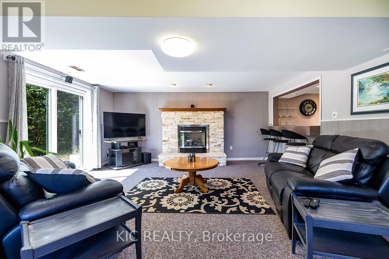 812 Frank Hill Road, Kawartha Lakes, Ontario  K9J 6X3 - Photo 21 - X12354331