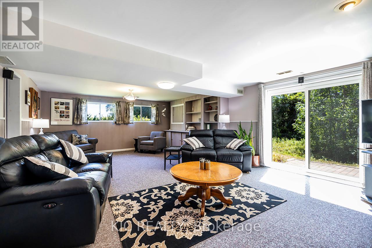 812 Frank Hill Road, Kawartha Lakes, Ontario  K9J 6X3 - Photo 23 - X12354331