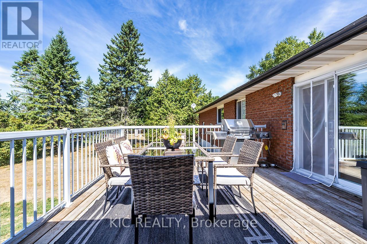 812 Frank Hill Road, Kawartha Lakes, Ontario  K9J 6X3 - Photo 40 - X12354331