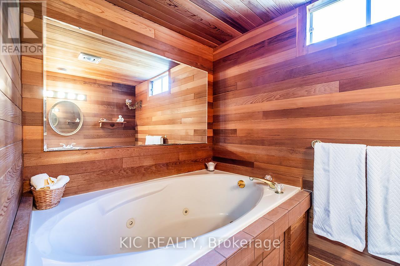 812 Frank Hill Road, Kawartha Lakes, Ontario  K9J 6X3 - Photo 30 - X12354331