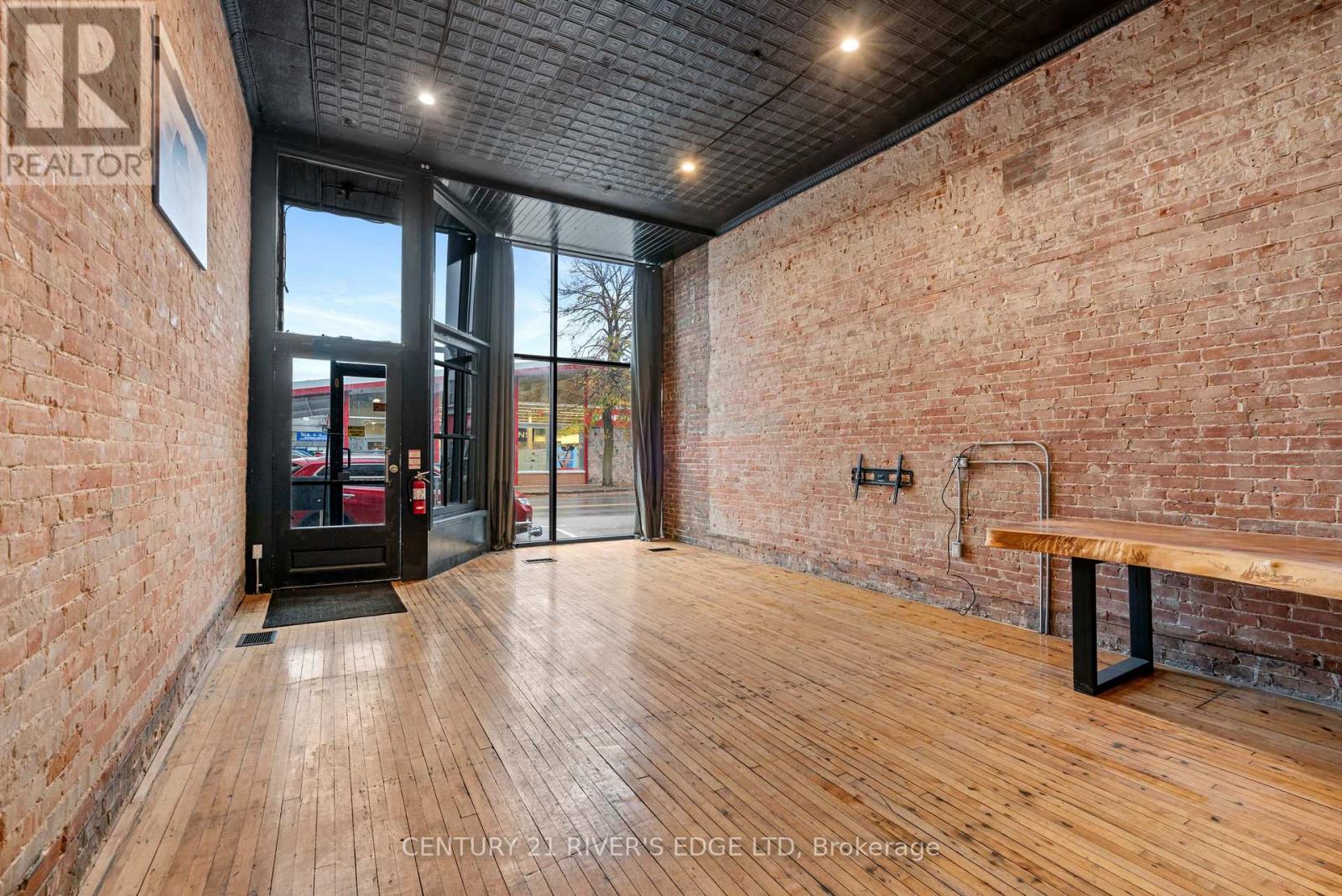 228-232 King Street W, Prescott, Ontario K0E 1T0 - Photo 8 - X12283240