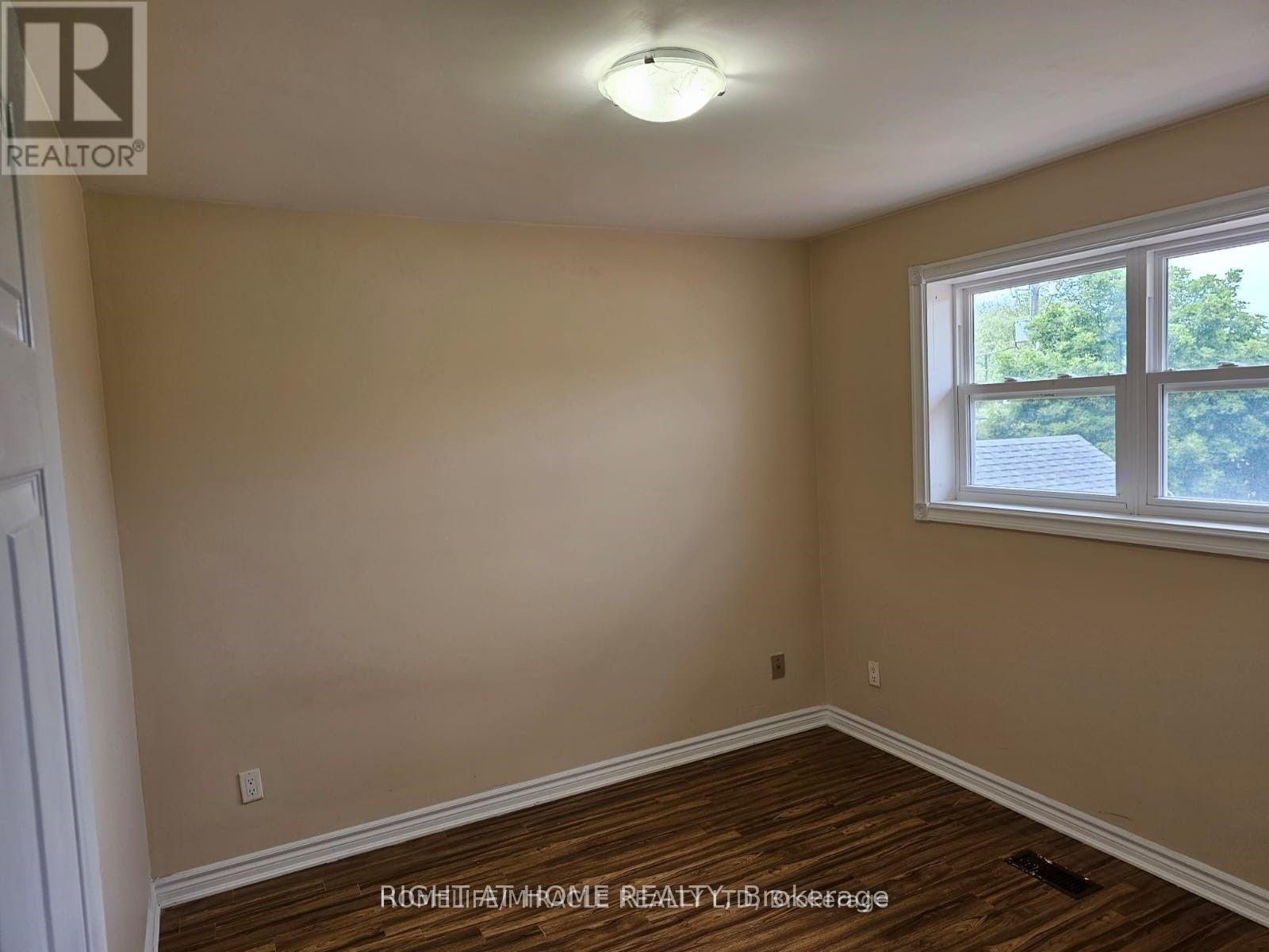 Main - 730 Sheppard Avenue, Pickering, Ontario  L1V 1G5 - Photo 10 - E12425342