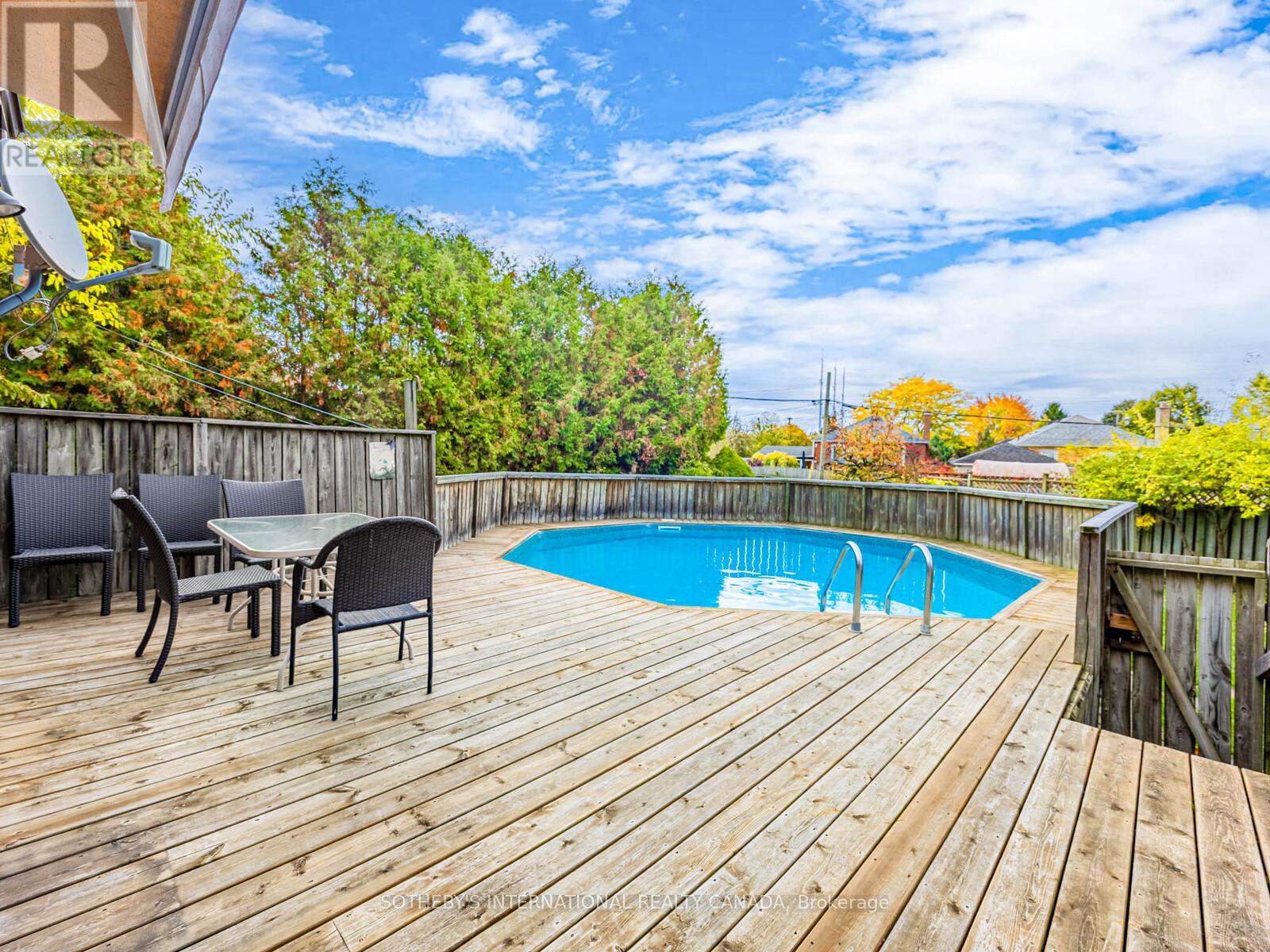 21 Tripp Crescent, Toronto (Dorset Park), Ontario  M1P 1B4 - Photo 32 - E12479007